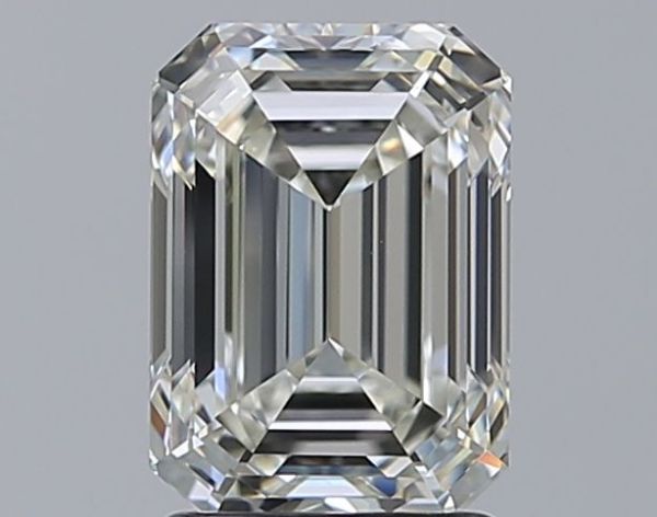 7476989797 - 2 carat  natural diamond