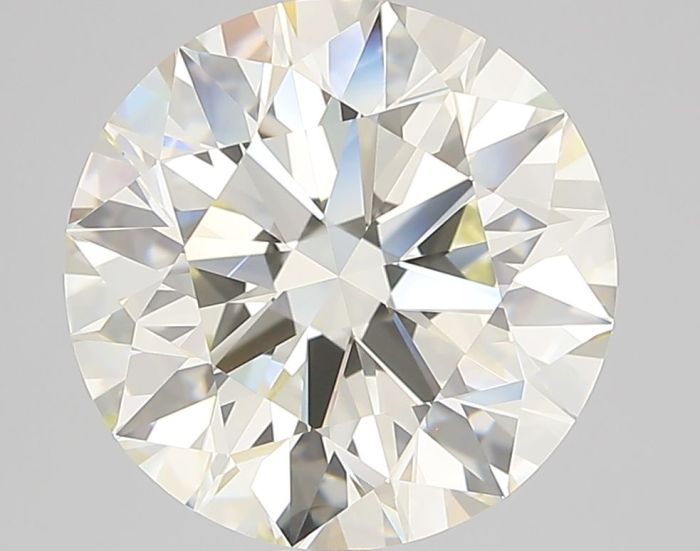 324806183 - 4 carat  natural diamond