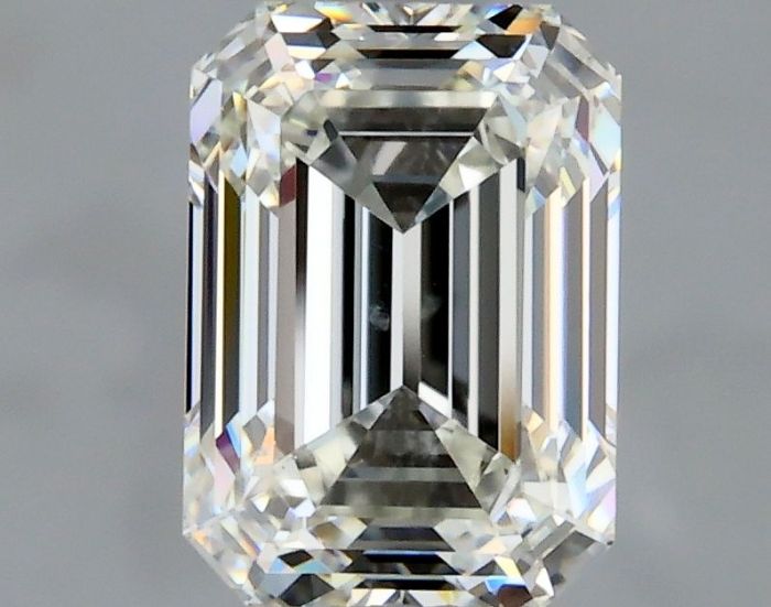 3515239986 - 1 carat  natural diamond