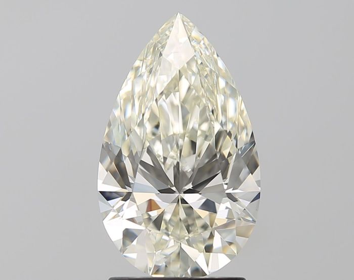 7498597502 - 2 carat  natural diamond