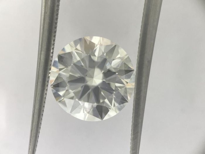 1443025876 - 1.5 carat  natural diamond