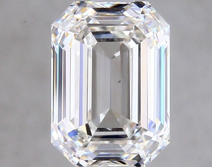1507297675 - 1 carat  natural diamond