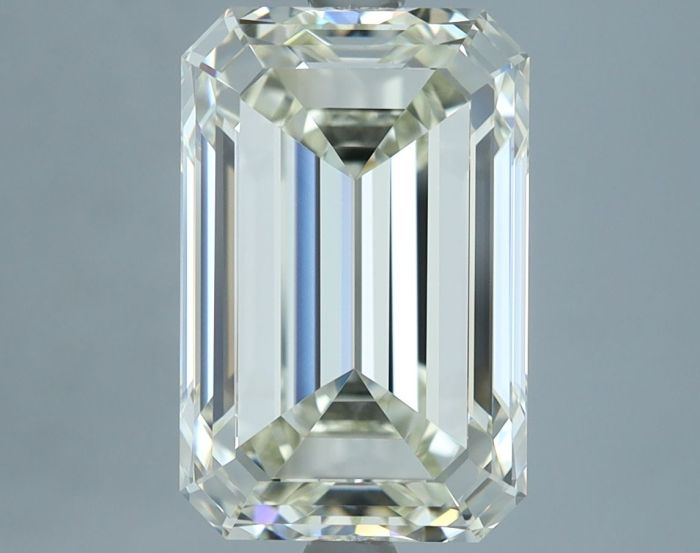 626403111 - 5 carat  natural diamond