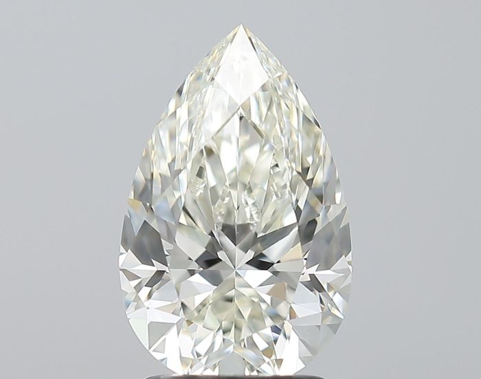 652483211 - 2 carat  natural diamond