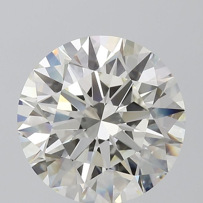 620495582 - 4 carat  natural diamond