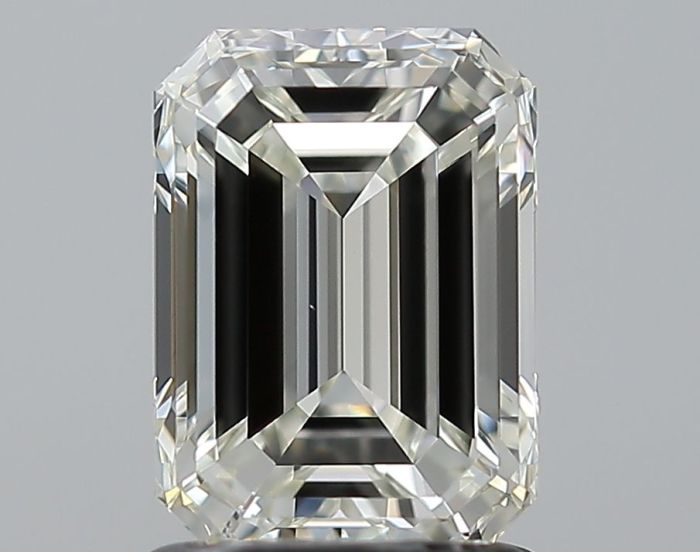 550261143 - 1.5 carat  natural diamond