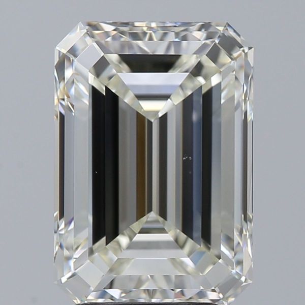 2223818830 - 4 carat  natural diamond