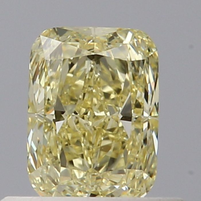 2366551493 - 0.5 carat  natural diamond