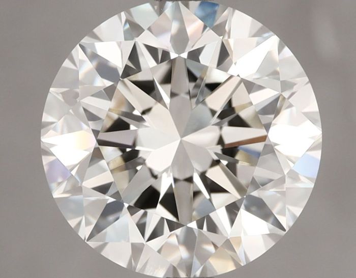 617495928 - 4 carat  natural diamond