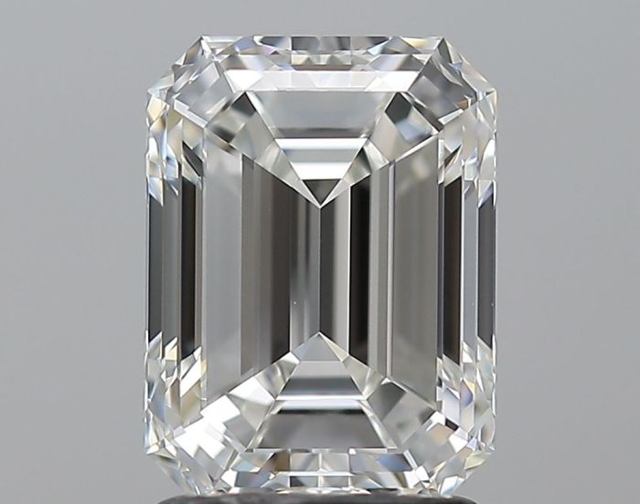 1445869635 - 2 carat  natural diamond