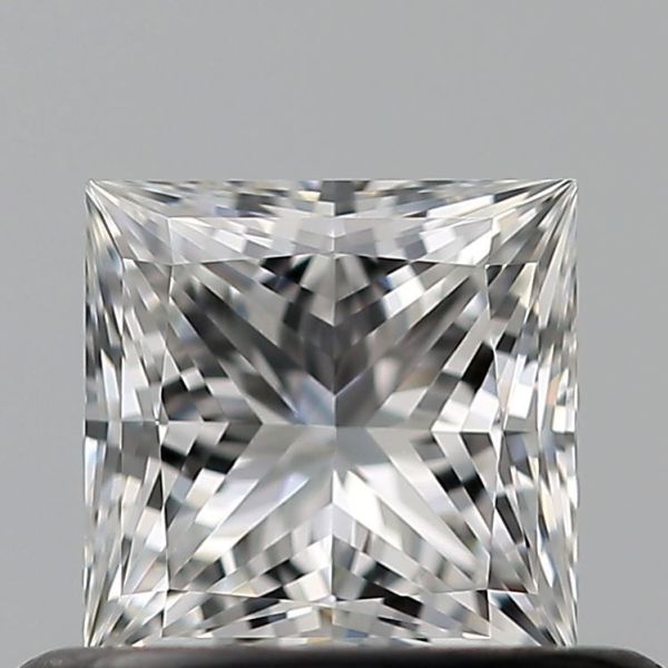 7518103577 - 0.5 carat  natural diamond