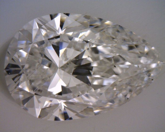 1408314114 - 2 carat  natural diamond