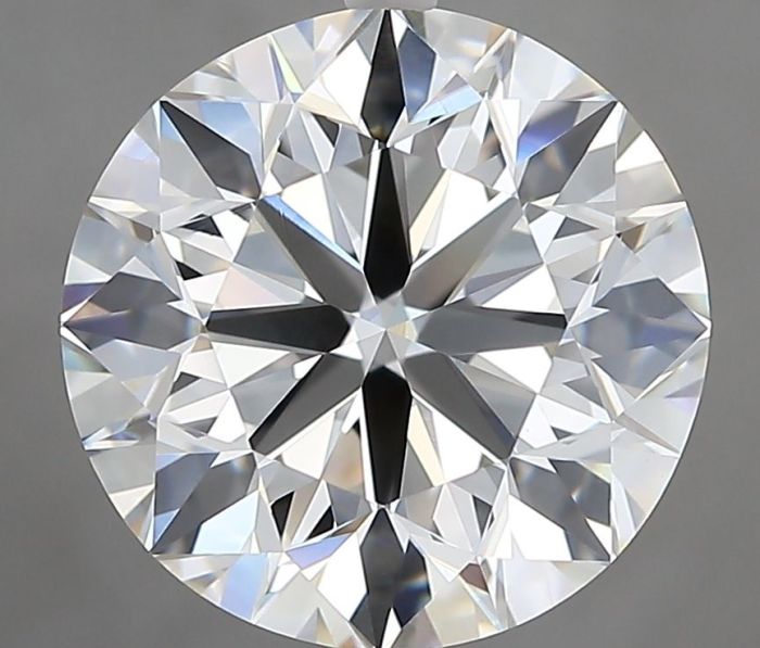 634410367 - 4 carat  natural diamond