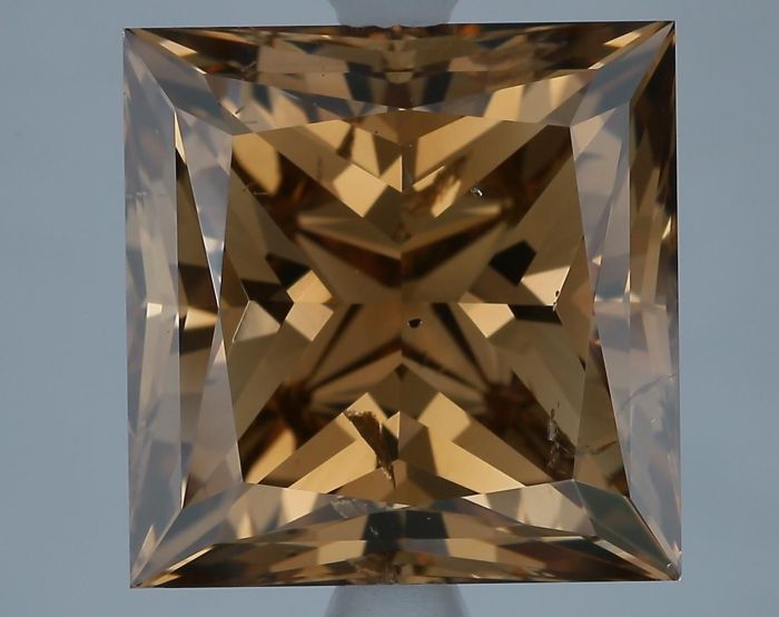 6207058504 - 5 carat  natural diamond