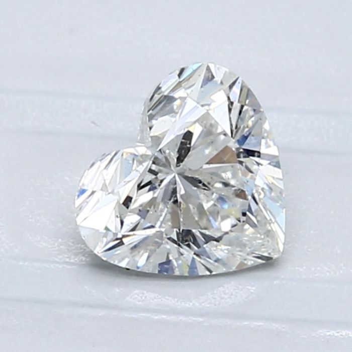 1297245997 - 1 carat  natural diamond