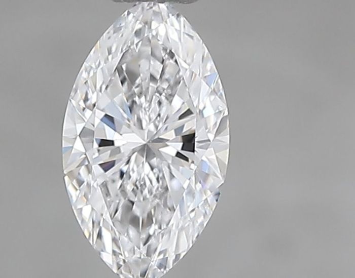 488159261 - 0.5 carat  natural diamond