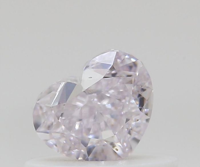 7476540891 - 0.5 carat  natural diamond