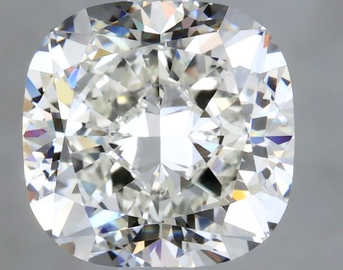 6505256045 - 2 carat  natural diamond