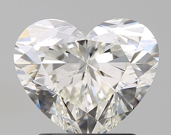 6495885612 - 2 carat  natural diamond