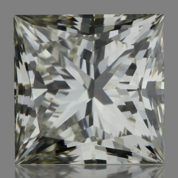 1338359805 - 0.5 carat  natural diamond