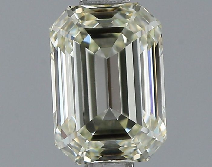 490182688 - 1 carat  natural diamond