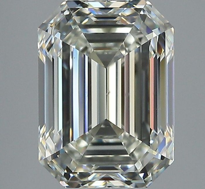 1236103813 - 2 carat  natural diamond