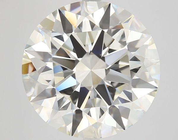 569393610 - 8 carat  natural diamond