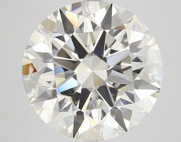 569393610 - 8 carat  natural diamond