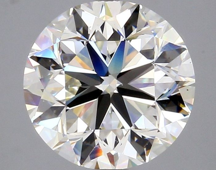 1505841030 - 4 carat  natural diamond