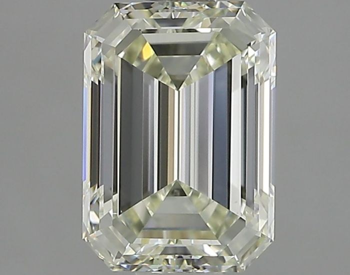 651485746 - 2 carat  natural diamond