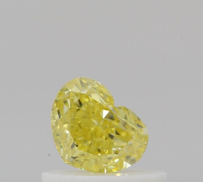 6495970713 - 0.5 carat  natural diamond