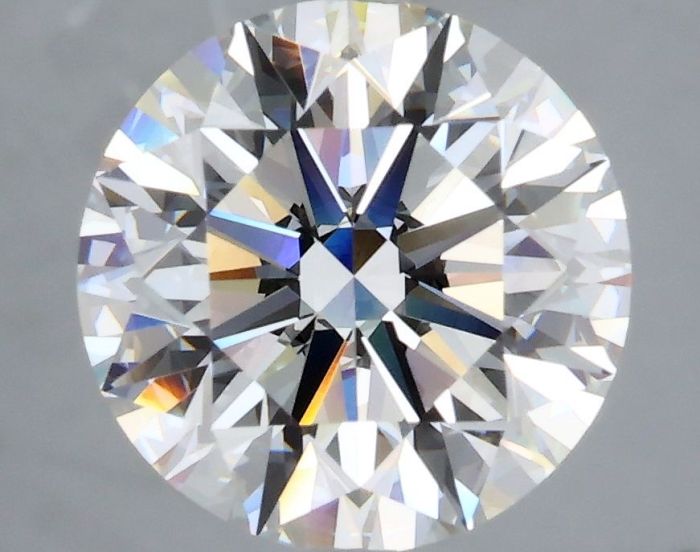 2508847755 - 3 carat  natural diamond