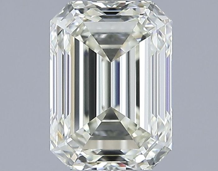 673408853 - 1.5 carat  natural diamond