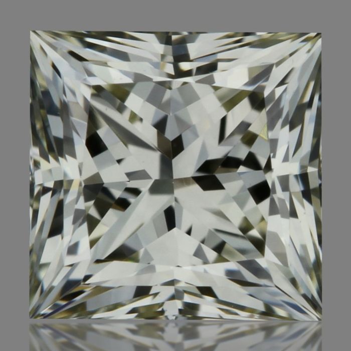 2334310404 - 0.5 carat  natural diamond