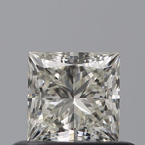 2516444482 - 0.5 carat  natural diamond