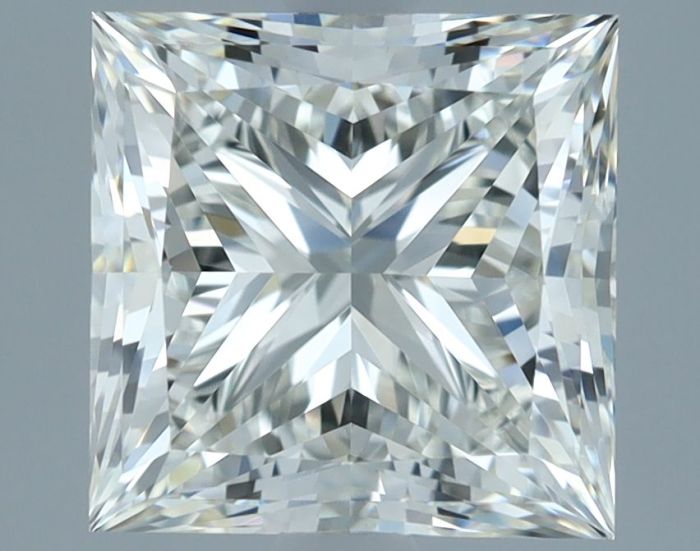 648401979 - 3 carat  natural diamond