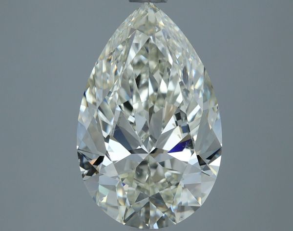 621443904 - 3 carat  natural diamond