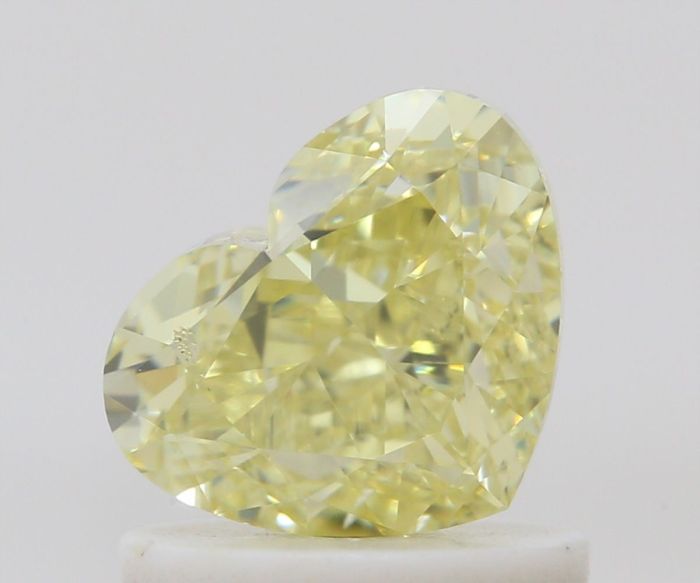 6455689151 - 1 carat  natural diamond