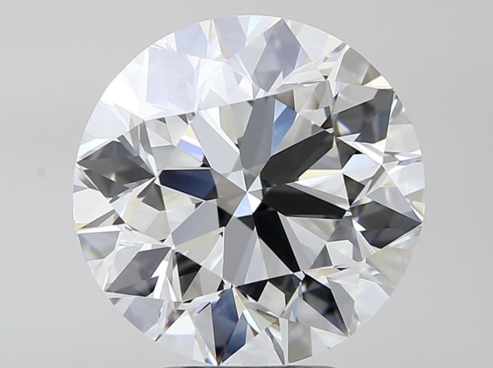 662451759 - 5 carat  natural diamond