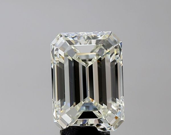 3505884979 - 5 carat  natural diamond
