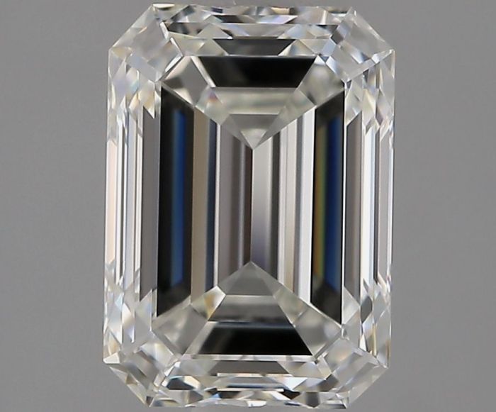 1503025717 - 2 carat  natural diamond