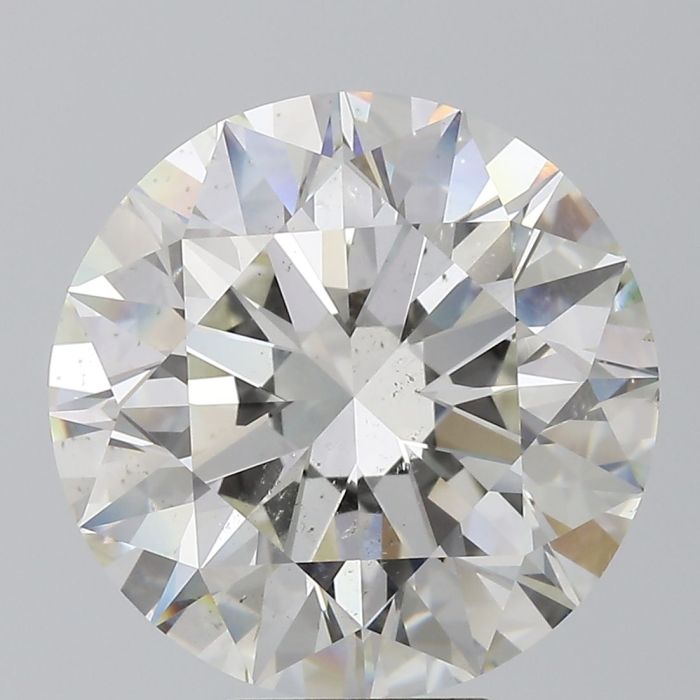 642467702 - 7 carat  natural diamond