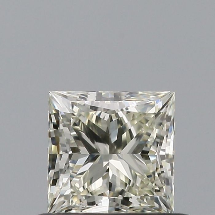 3505813120 - 0.5 carat  natural diamond