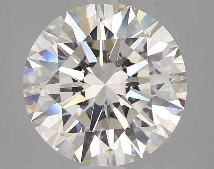 2231169218 - 4 carat  natural diamond