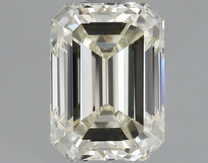 541287443 - 1.5 carat  natural diamond