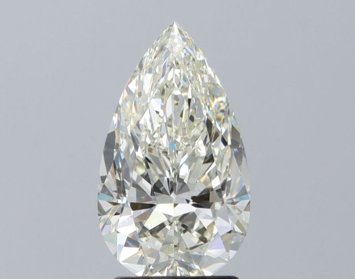 608367764 - 2 carat  natural diamond