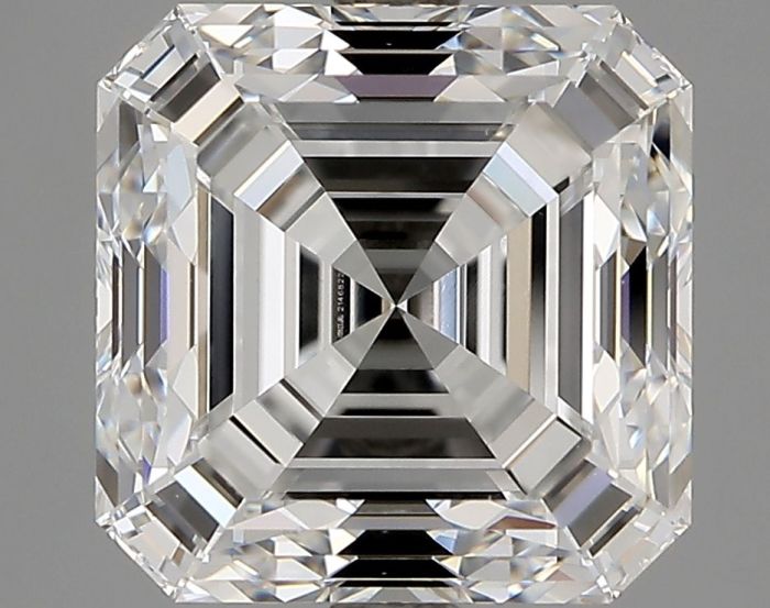 2146822081 - 4 carat  natural diamond