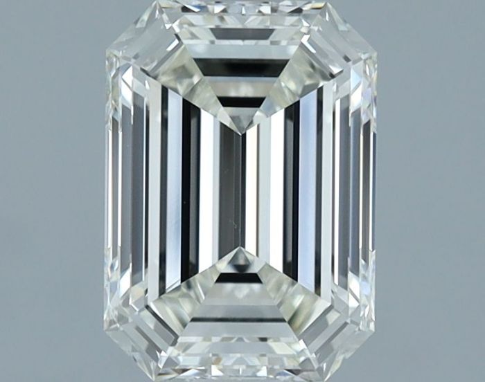 669473941 - 1.5 carat  natural diamond
