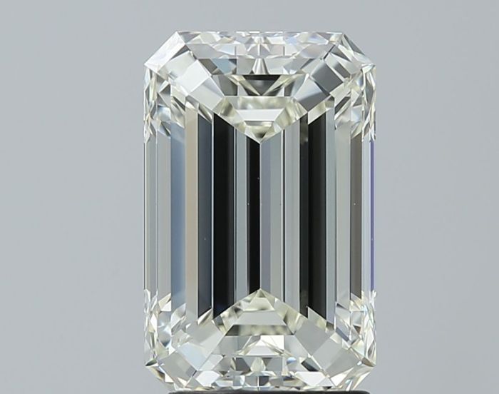 642405560 - 3 carat  natural diamond