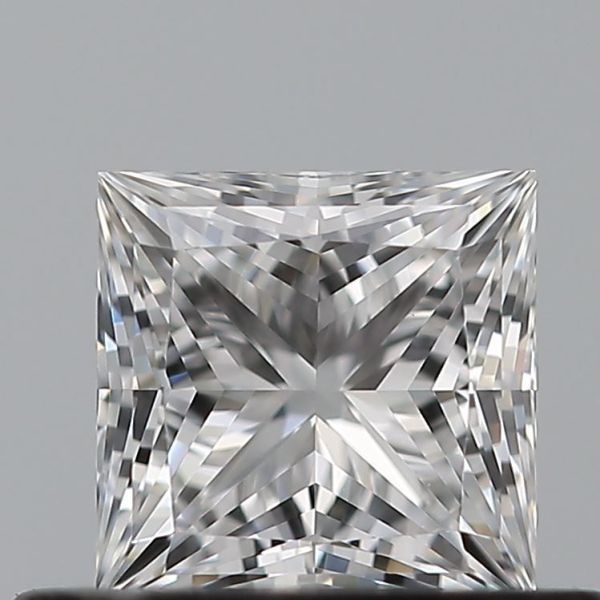 1519308571 - 0.5 carat  natural diamond
